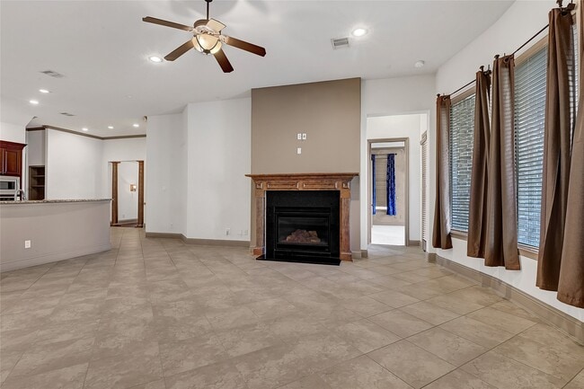 Photo - 6223 Duke Trail Ln