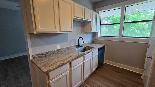 Photo - 3421 W 12th St Unit A