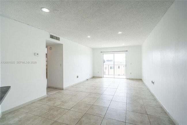 Photo - 7150 Indian Creek Dr Unit 506