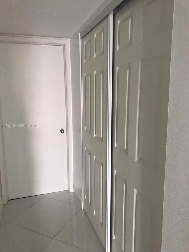 Photo - 1717 N Bayshore Dr Unit A-3542