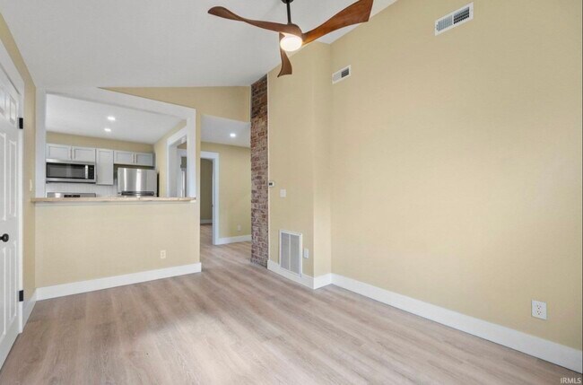 Photo - 1909 Bequette St Unidad 2