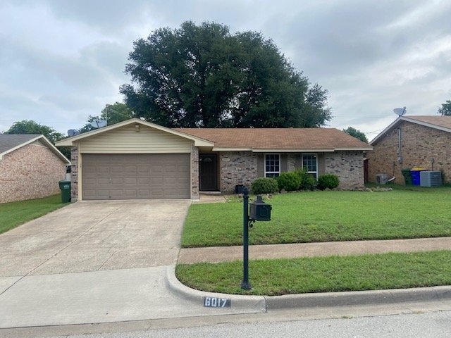 Building Photo - 6017 Hillcrest Dr