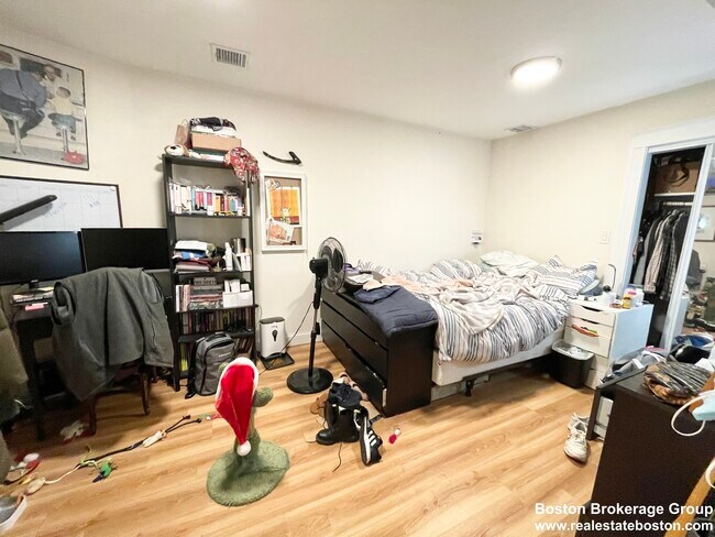 Photo - 7 Grant St Unit 1
