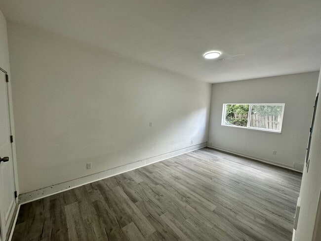 Photo - 815 SW 8th St