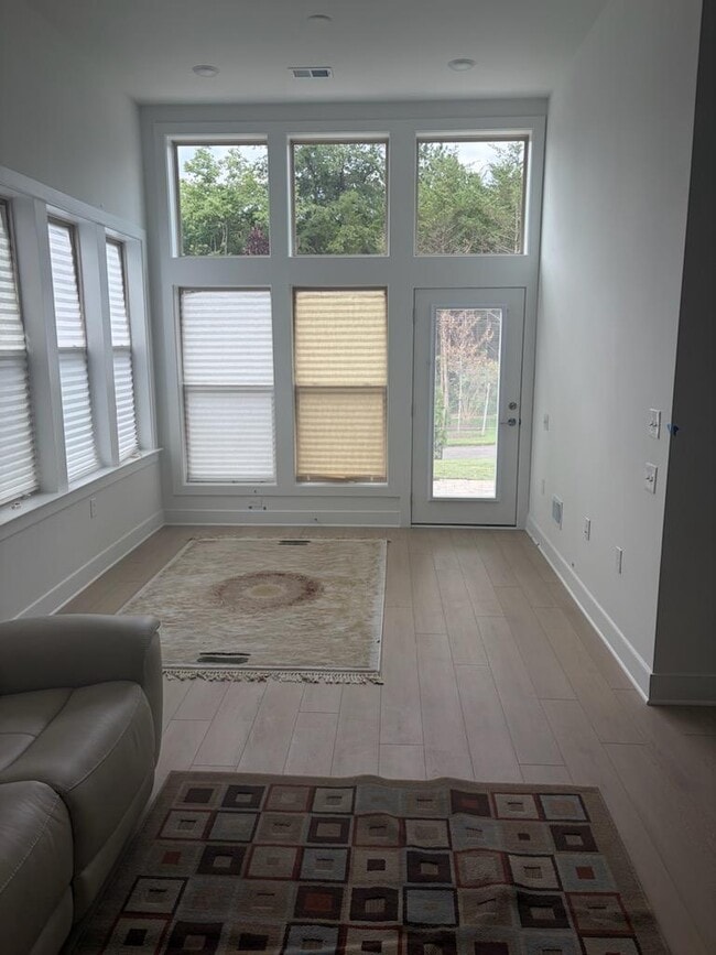 Photo - 6057 Sunstone Ln