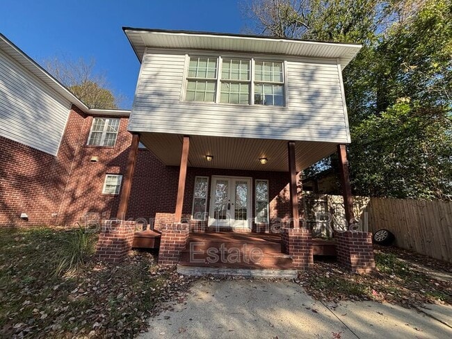 Building Photo - 1338 Virginia St Unit C