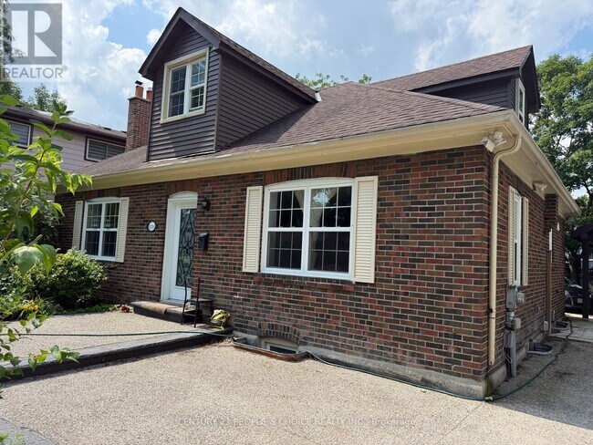 Photo - 1226 Oxford Ave