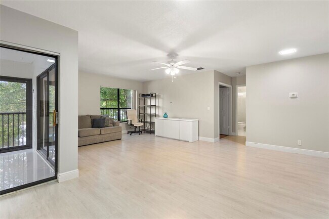 Photo - 3167 Cocoplum Cir Unit 3167
