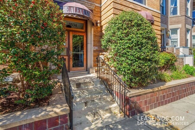 Photo - 3534 10th St NW Unidad #150