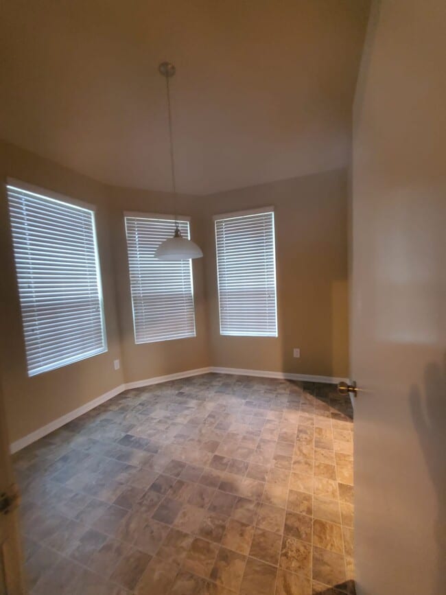 Photo - 5302 Espuela Ln