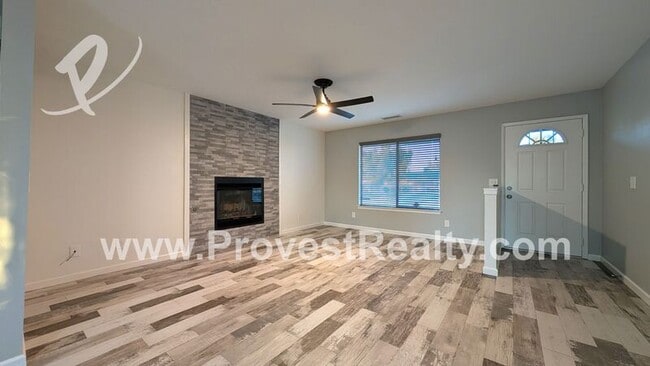 Photo - 10790 Sauk Rd