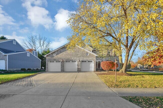 Photo - 96 Chenango Dr