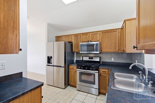Photo - 1512 Sundance Dr
