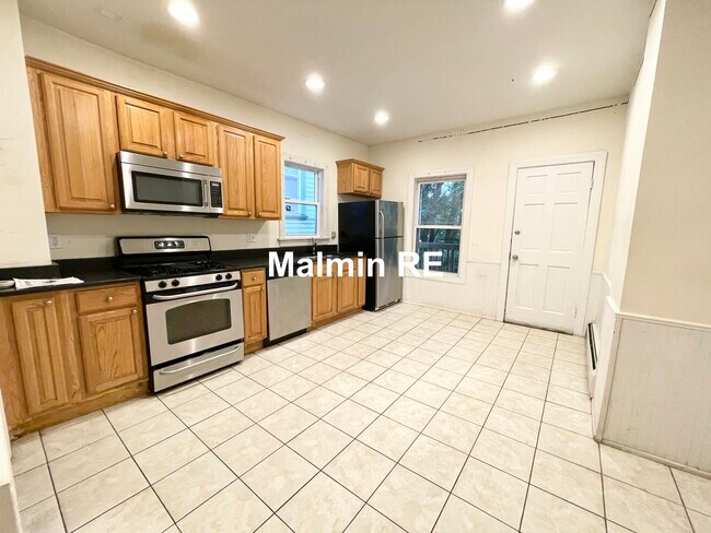 Photo - 61 Hillside St Unit 3