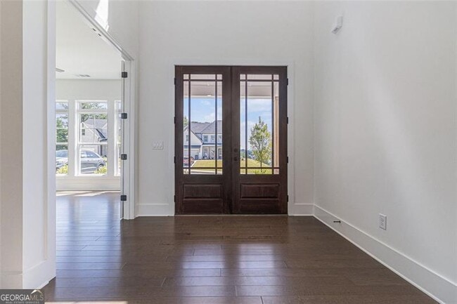 Photo - 7043 Foundry Dr