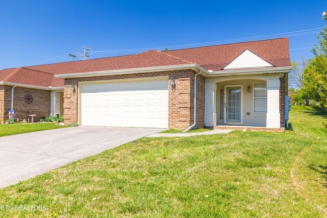 Photo - 7037 Wakan Ln