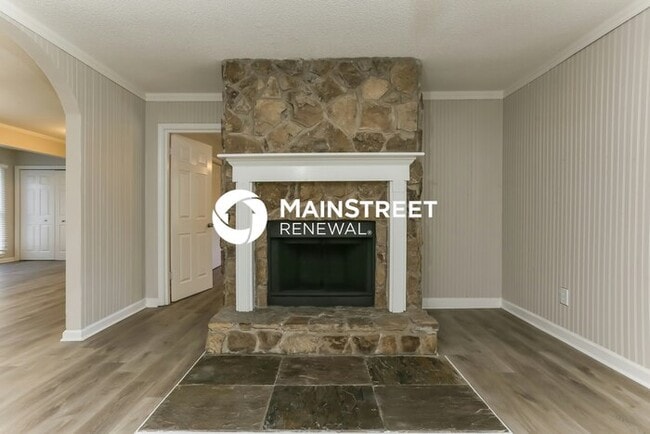 Photo - 3 Bedroom Pet-Friendly Home in DALLAS, GA with Main Street Renewal