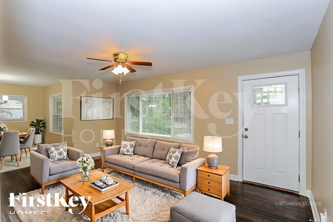 Photo - 1855 Shamrock Dr