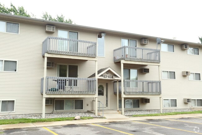 Westbay Club Apartments