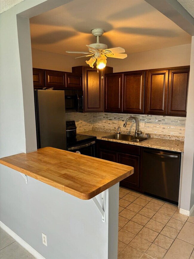 Photo - 147 Salisbury G Unit 147