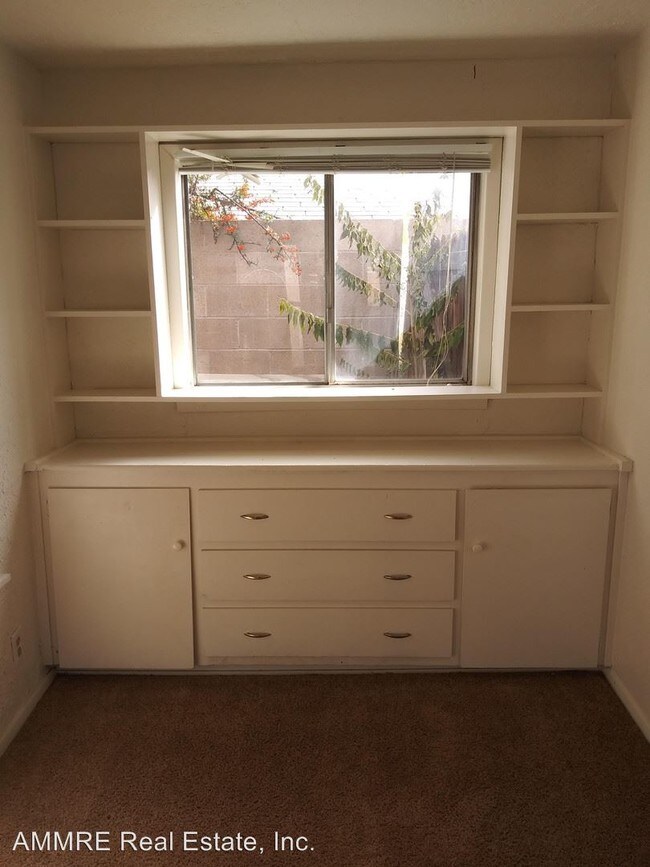 Photo - 2 br, 1 bath House - 4700 Marble Ave NE