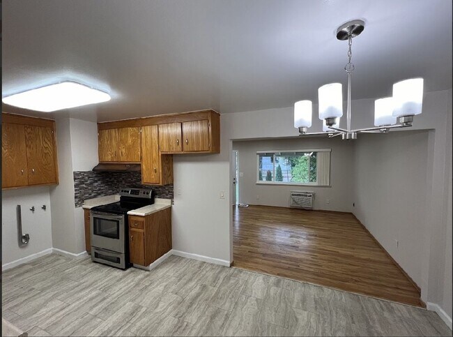 Photo - 6119-6121 Stanley Avenue Unidad 6121 Stanley Avenue