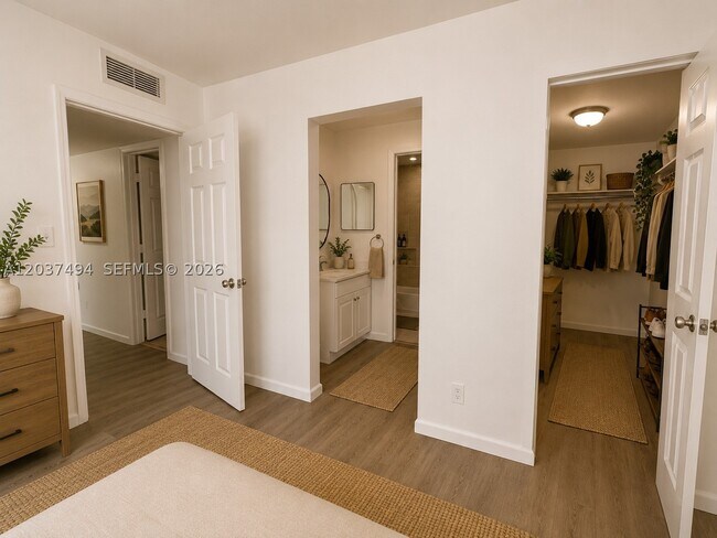 Photo - 2812 NW 55th Ave Unit 2A