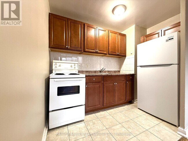 Photo - 1490 Eglinton Ave W Unit 407