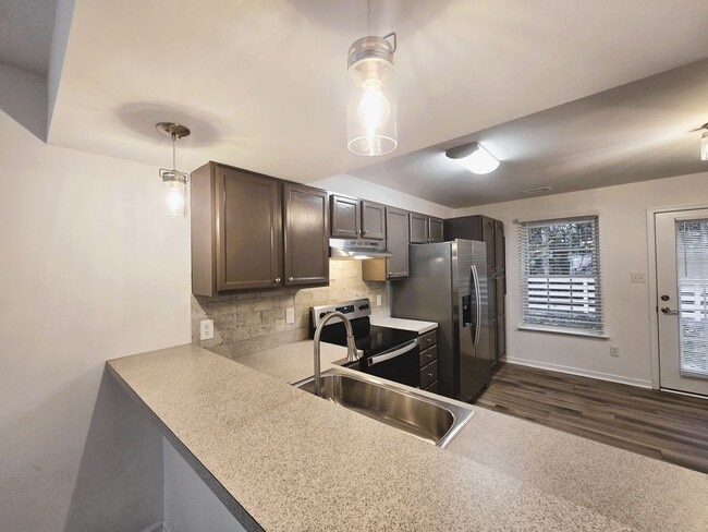 Photo - Renovated Two Bedroom Townhouse Close to L...