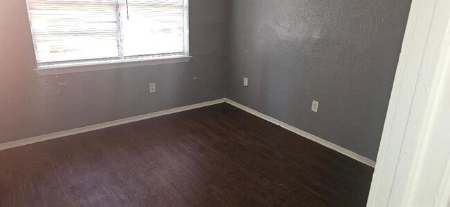 Photo - 7529 Bauman Rd