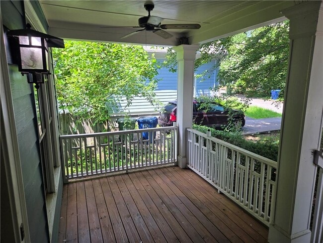 Photo - 105 Selman St SE