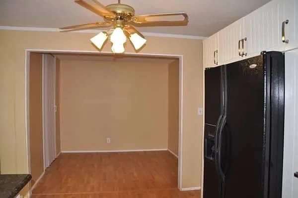 Photo - 6974 Ballinger Ave