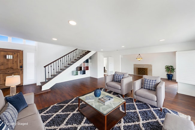 Photo - Gorgeous Cul-De-Sac Huntington Beach Home  — Biking Distance to the Beach!