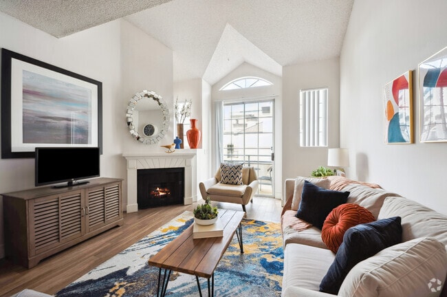1BR, 1BA - 742SF - The Preston