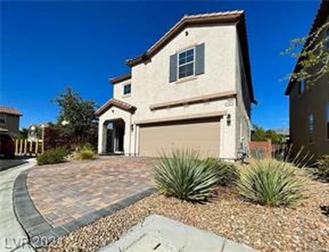 Building Photo - Modern Designed Home in a Cul-De-Sac within a Gated Southwest Community