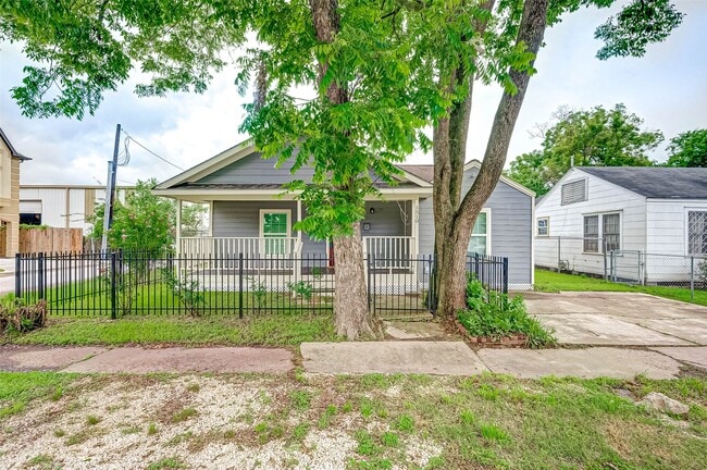 Photo - 1510 Walton St