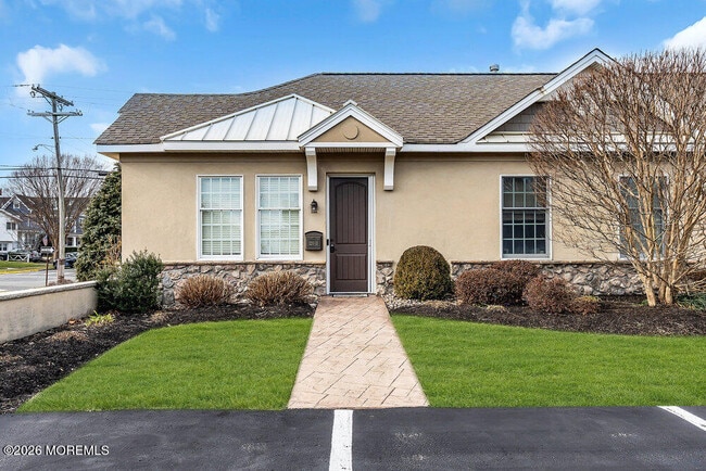 Photo - 120 10th Ave Unit 11