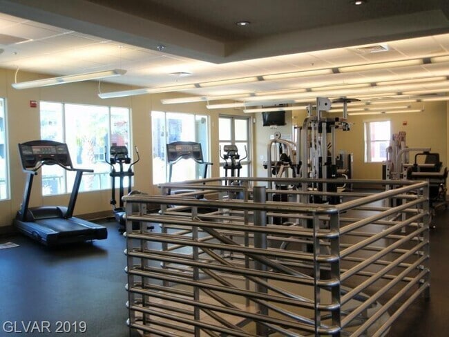 Photo - 83 E Agate Ave Unit 204