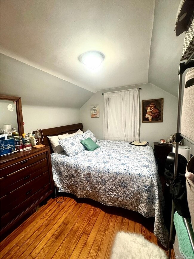 Photo - 62 E Greenwich Ave