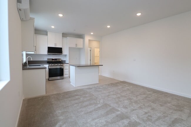 Photo - 1713 River Vis Unit ADU