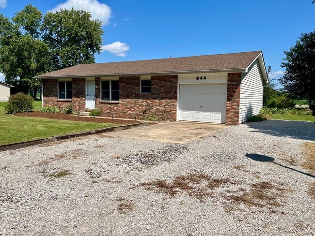 644 Tamarach Dr