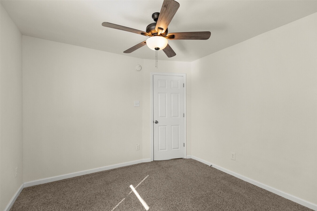 Photo - 14106 Kinsbourne Ln
