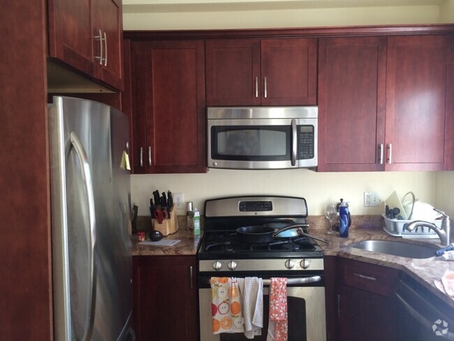 Building Photo - 154 Magazine St Unit 2 Rental