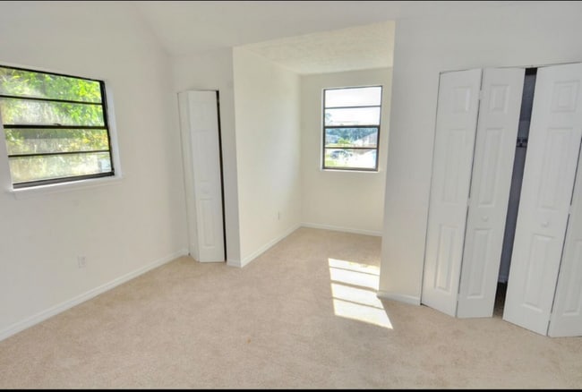 Photo - 1417 SW Vicuna Ln