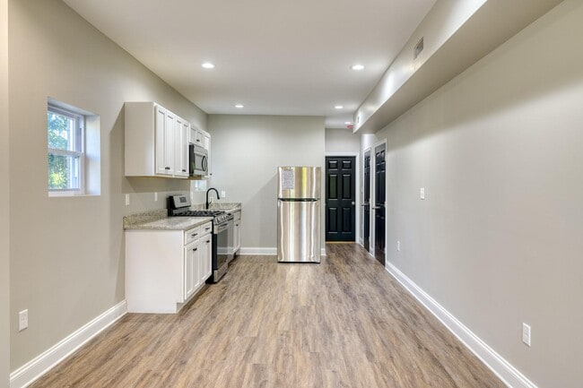 Photo - 1701 Edmondson Ave