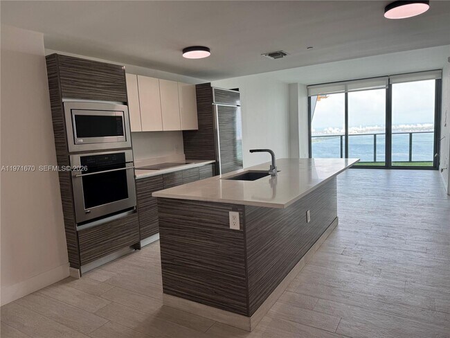 Photo - 460 NE 28th St Unit 3906