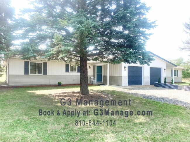 Photo - 570 E Marr Rd