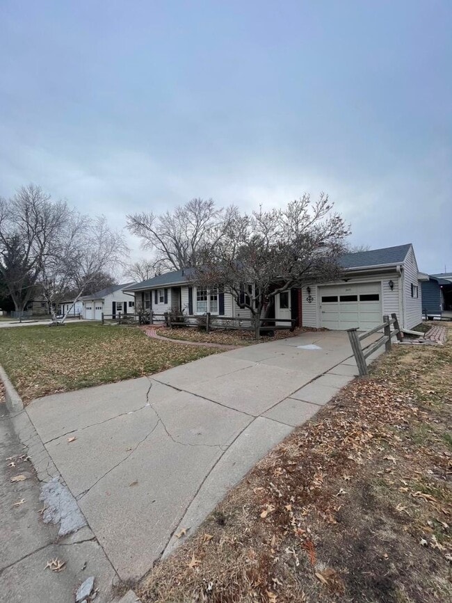 Photo - 3445 N 58th St