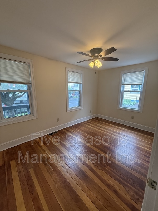 Photo - 138 N Champlain St
