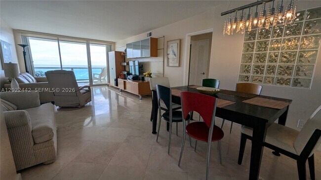 Photo - 5161 Collins Ave Unit 1217